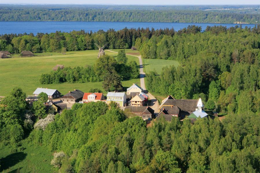 Stay At Lithuanian Folk Museum Rumsiskes Exterior photo
